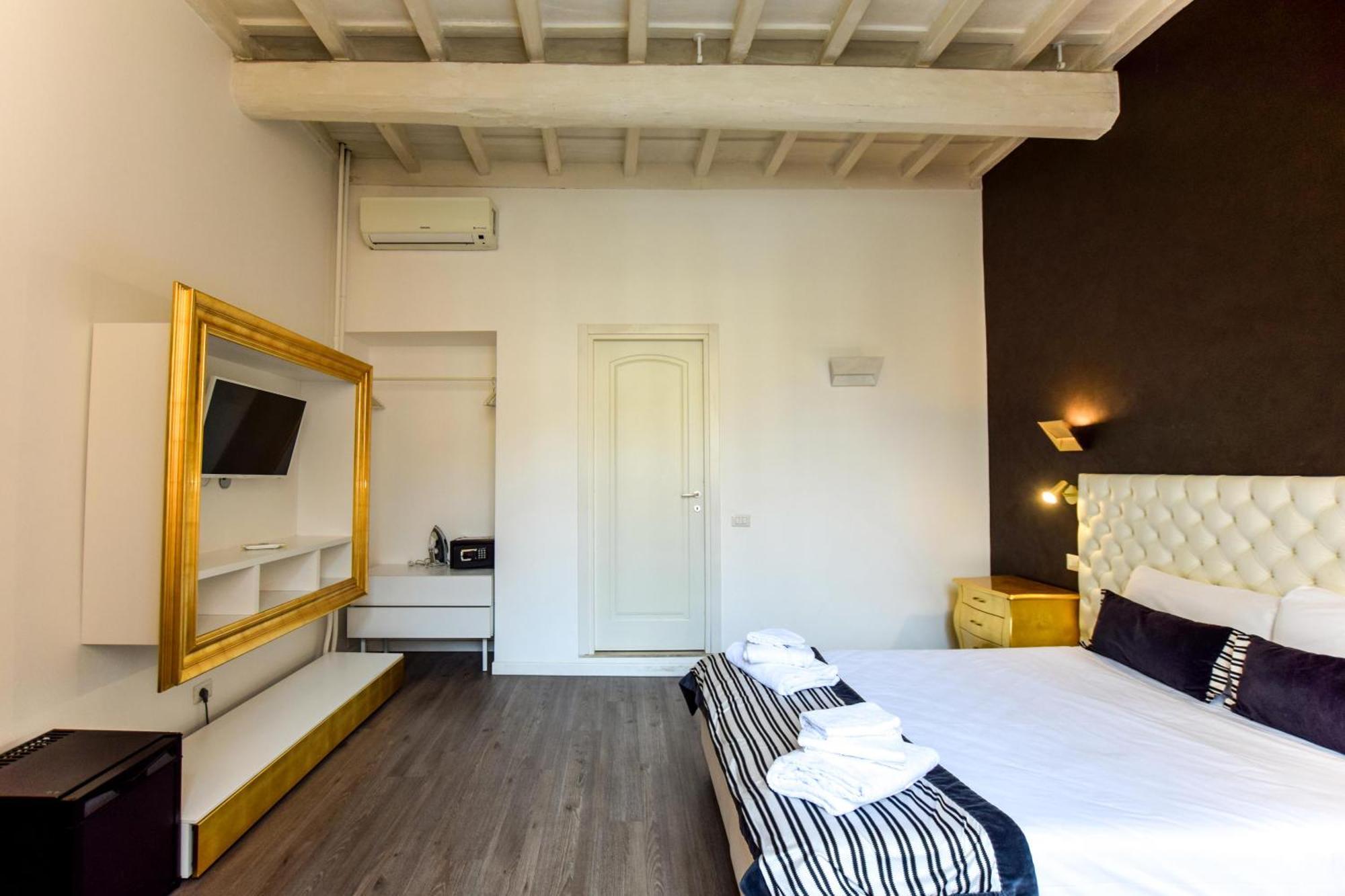 Navona Secret Stay Guest House Roma Dış mekan fotoğraf